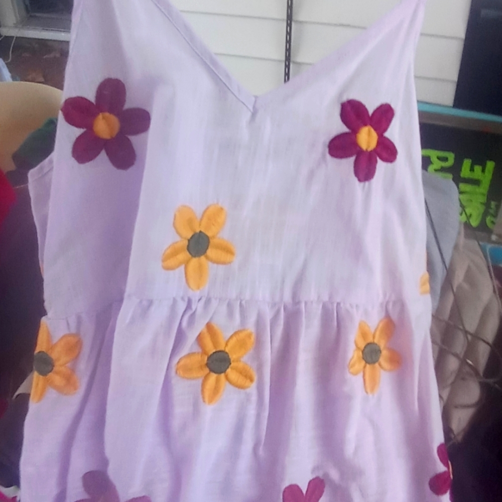 Embroidered SheIn tank